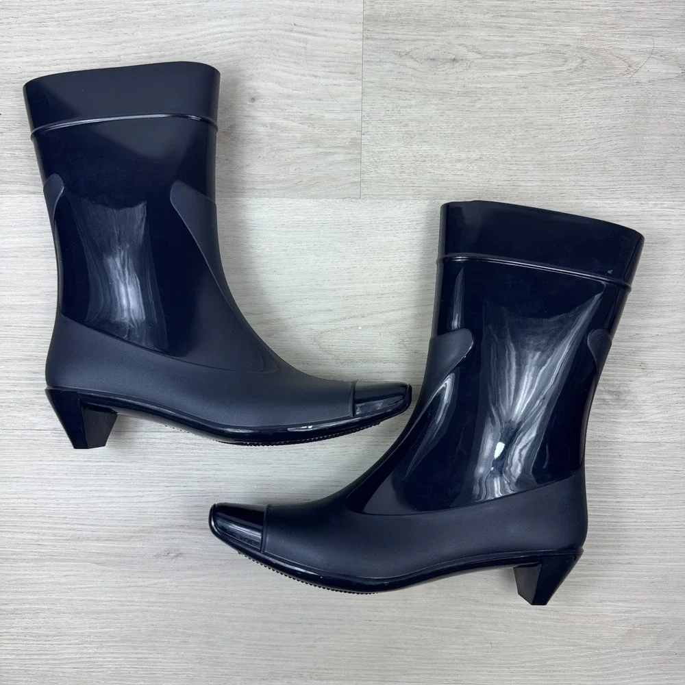 Jeffrey Campbell Kitten Heel Rain Boots Womens 6 Navy Cap Toe Waterproof
